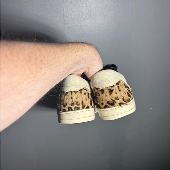 P448 John Leopard Calf Hair Print Sneakers Size EU 42 - Picture 3 of 7